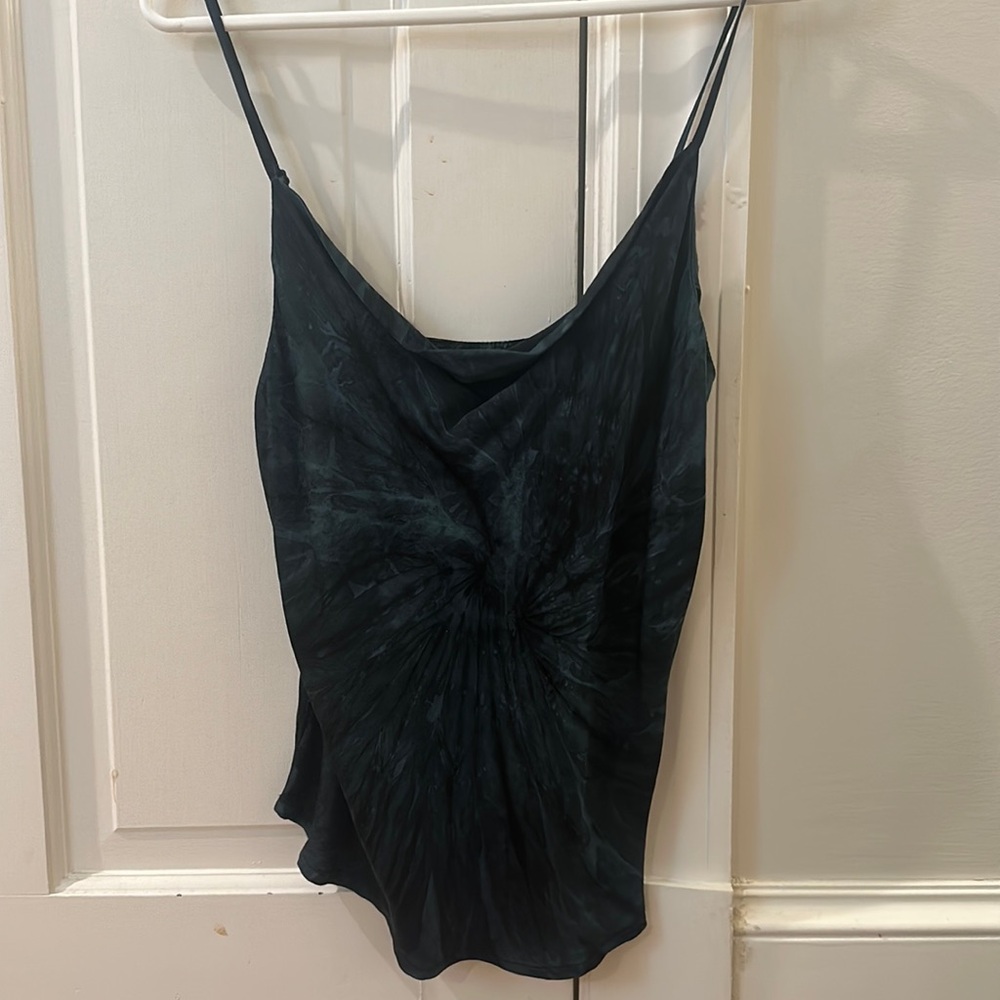 Cowl neck Kendall Lane tie-dye tank size M